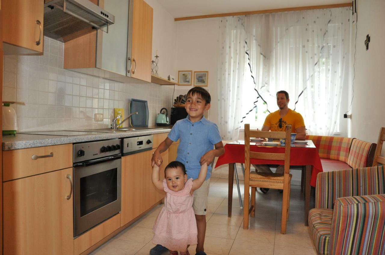 Ferienhaus Resi 일미츠 외부 사진